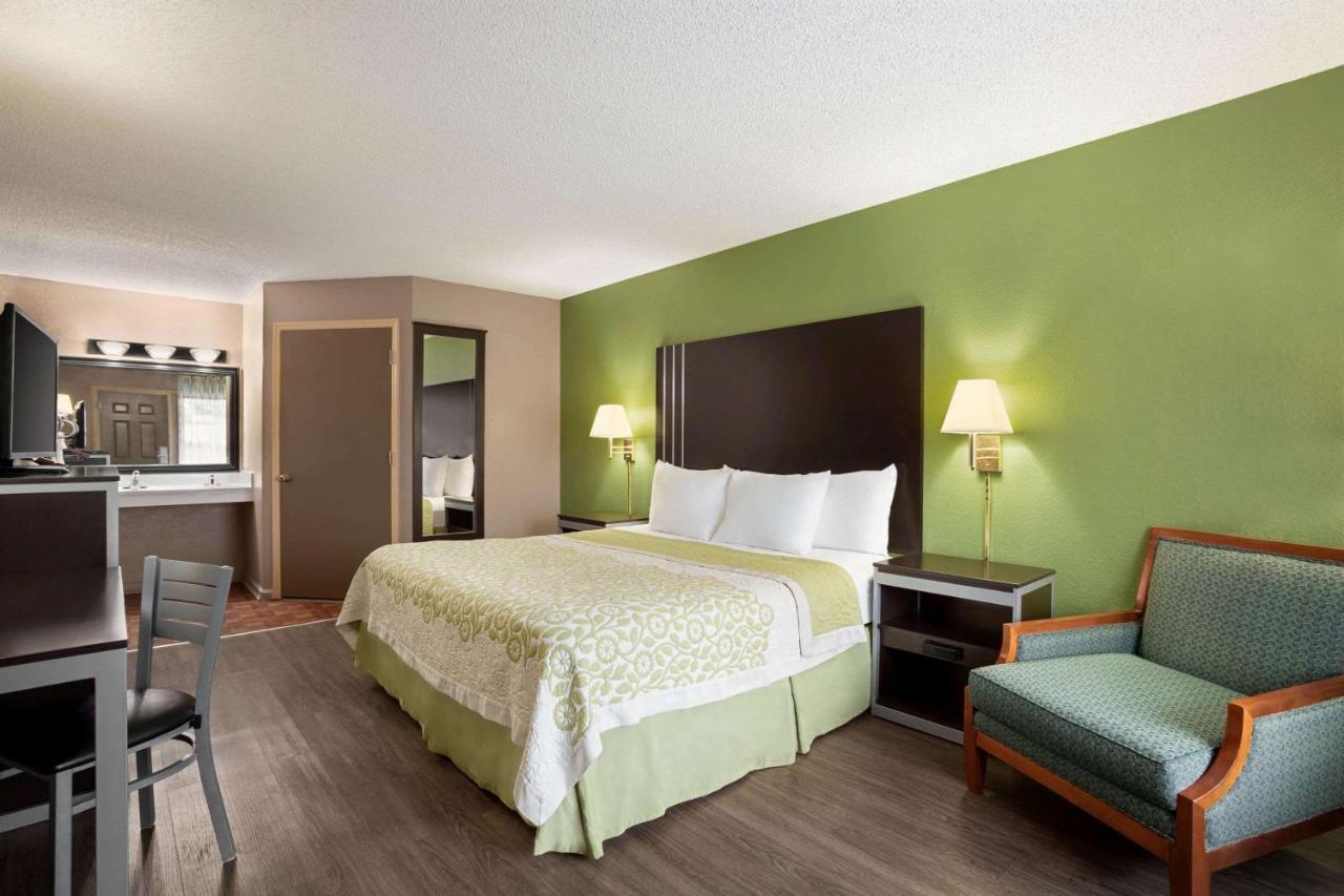 Days Inn By Wyndham Hardeeville/ I-95 State Line ภายนอก รูปภาพ