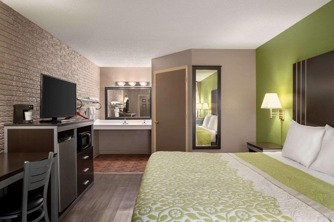 Days Inn By Wyndham Hardeeville/ I-95 State Line ภายนอก รูปภาพ